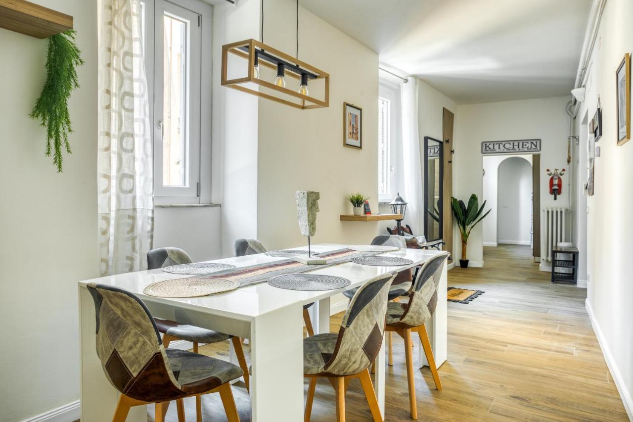 Grand Maison Del Moro - Trastevere Рим Экстерьер фото